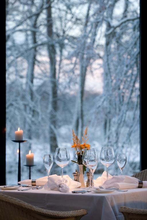 Paedaste Manor Екстериор снимка